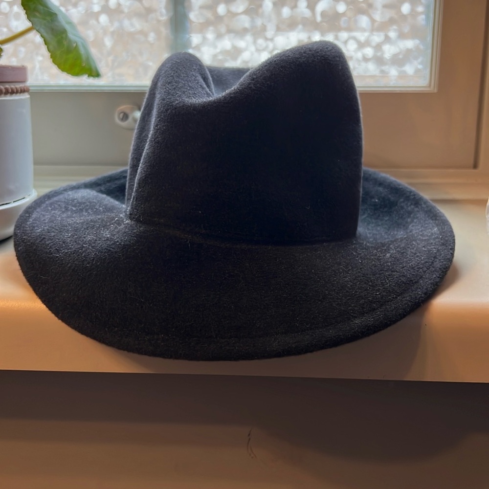 NWT Rabbit hair fedora